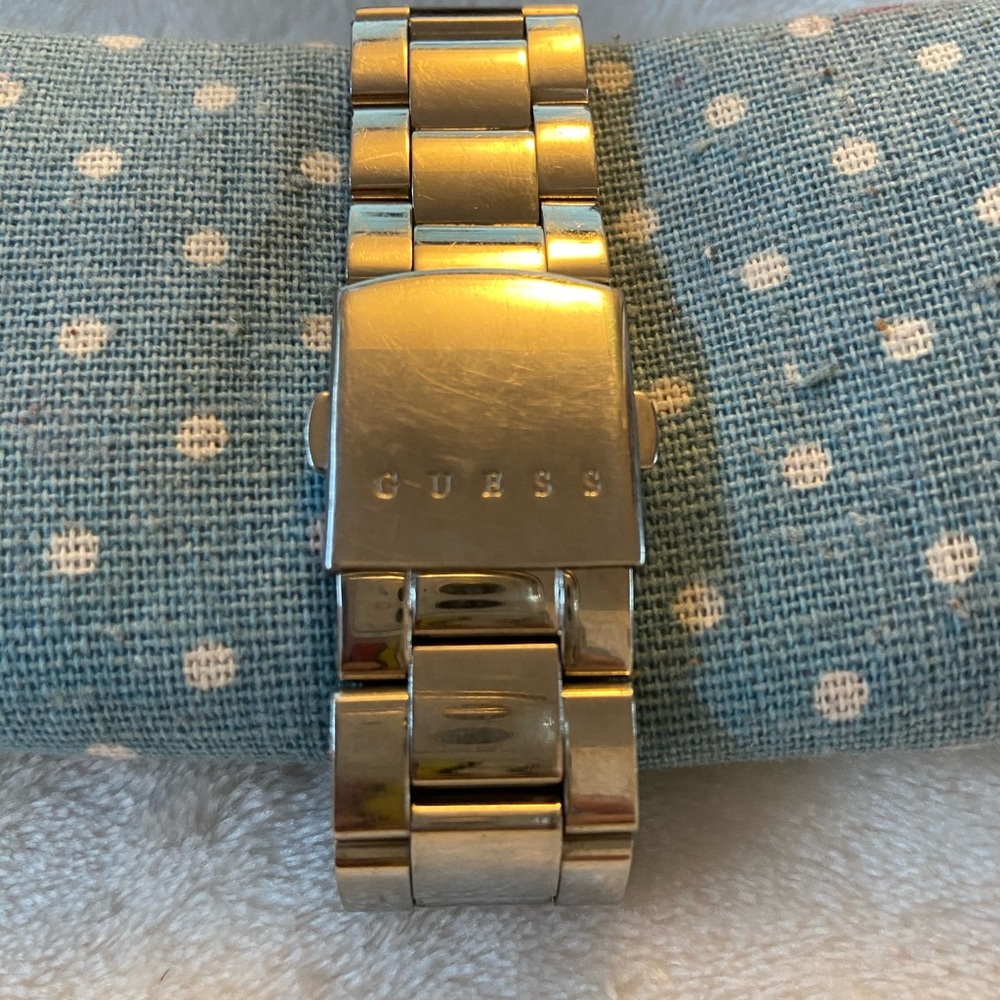 GUESS Silver Watch - Picture 2 of 4